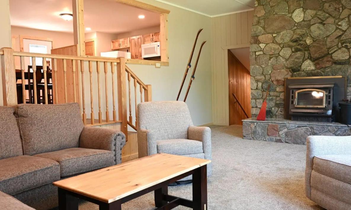 Gunflint Lodge Grand Marais Extérieur photo
